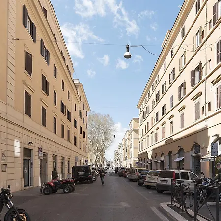 דירה Testaccio Cozy Flat *